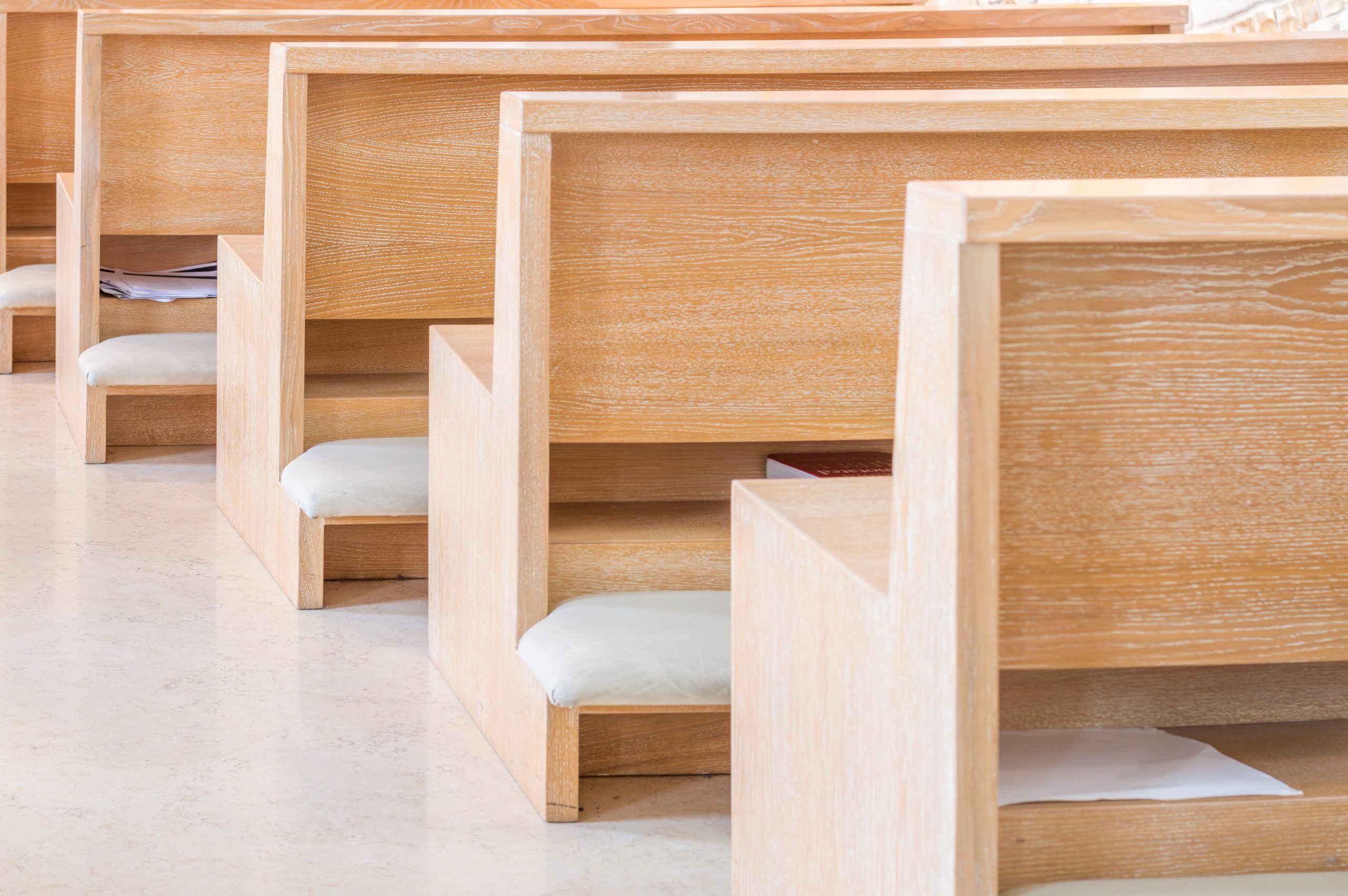 AUTANT DE SANS-RELIGION QUE DE PROTESTANTS EN SUISSE