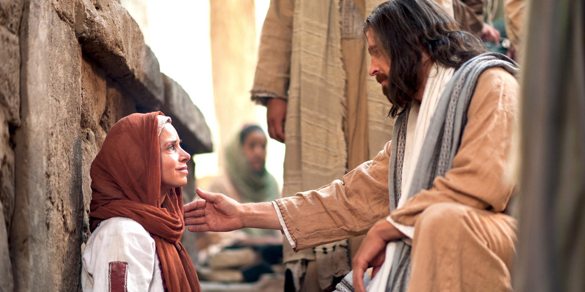L’ATTITUDE DE JÉSUS ENVERS LES FEMMES