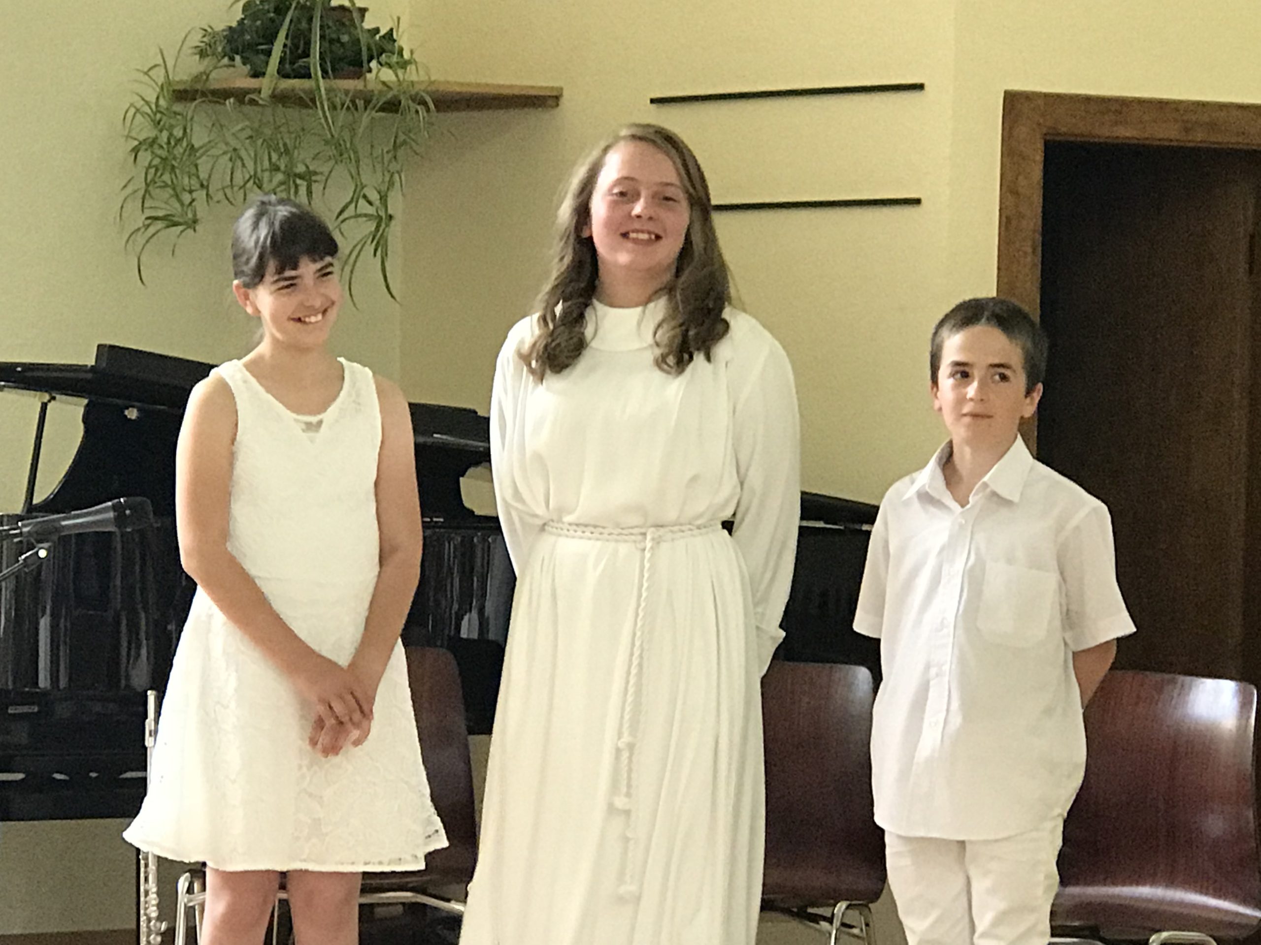 Un rêve, des camps de jeunesse, l’étude de la bible : trois décisions et trois baptêmes