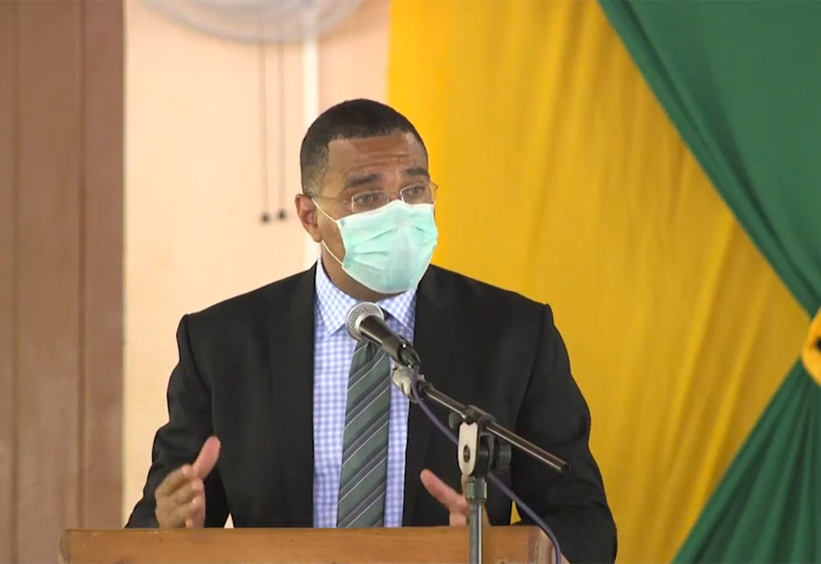 Le Premier ministre de la Jamaïque félicite l’Église adventiste pour ses services de culte en ligne pendant la pandémie