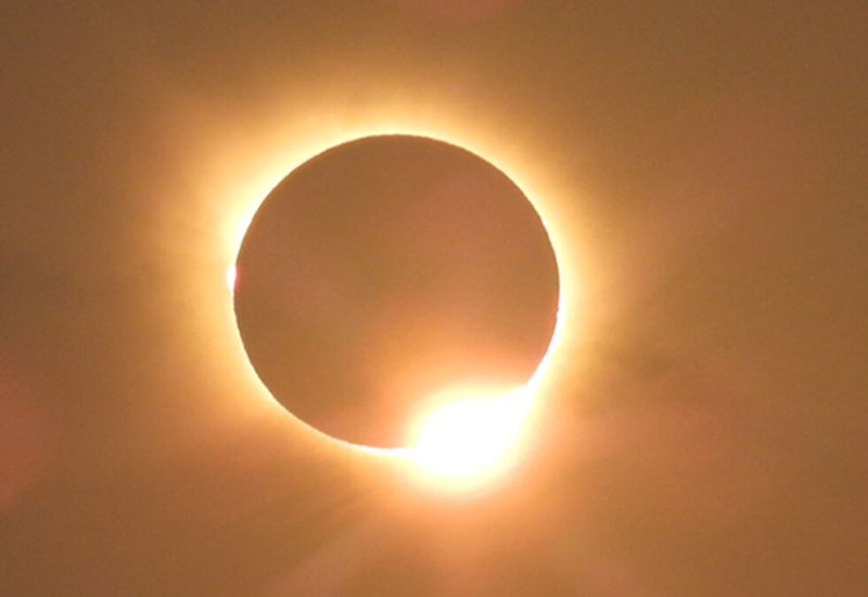 Le soleil brille toujours